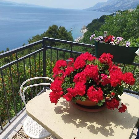 Apartments Mare - 150 M From Beach Брела Екстериор снимка
