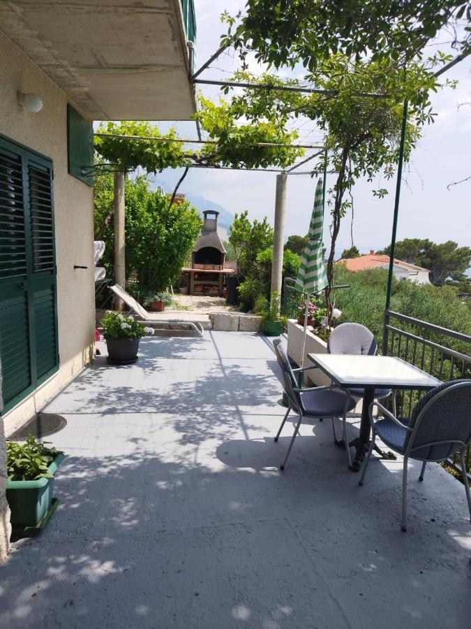 Apartments Mare - 150 M From Beach Брела Екстериор снимка